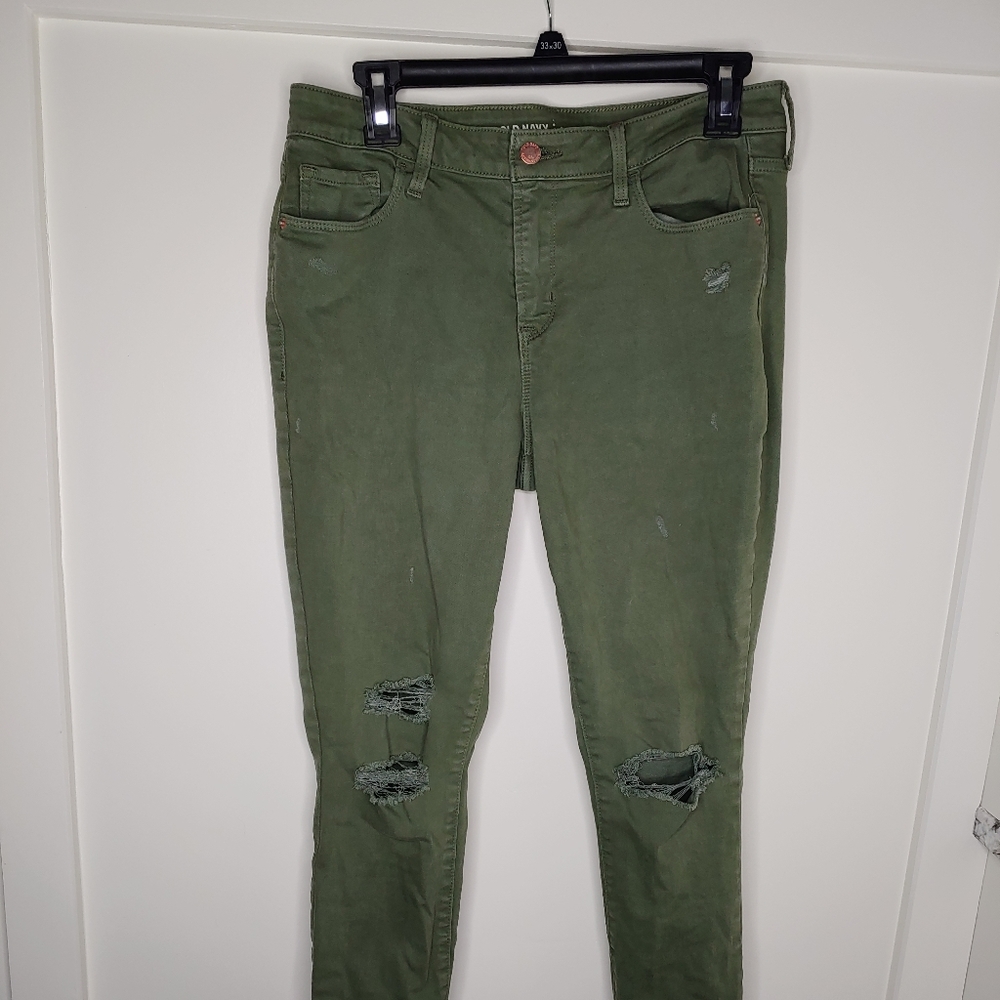 Ripped olive jeans
